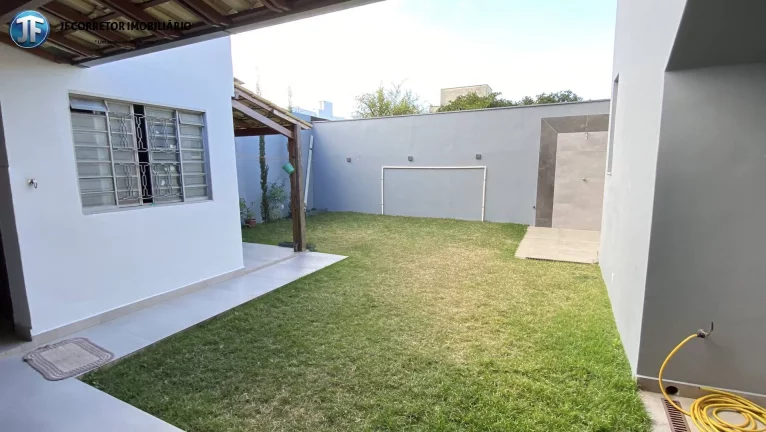 Imagem Casa com 3 Quartos à Venda, 195 m² em Imbaúbas - Ipatinga