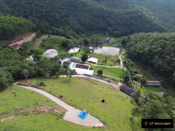 Imagem Lindo Sítio à venda com 91.000m² e 5 Lagos em Nazaré Paulista - 75km de SP!