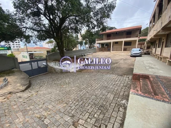 Imagem Aluguel de Área Comercial para Estacionamento no Largo São Bento | Jundiaí | São Paulo