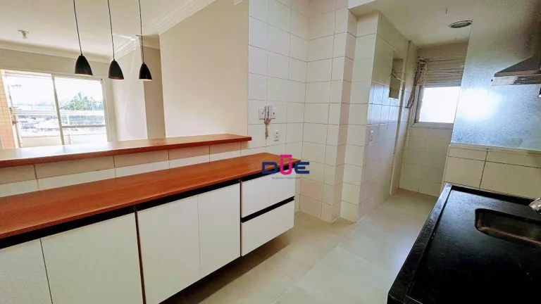 Imagem Apartamento com 3 dormitórios à venda, 92 m² por R$ 840.000,00 - Ponta da Praia - Santos/SP