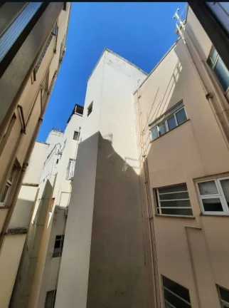 Imagem Vendo na quadra da praia Domingos Ferreira de Fundos sala, 3 quartos .