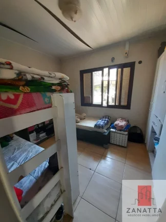 Imagem Casa com 2 Quartos à Venda, 70 m² em Santo Inácio - Esteio