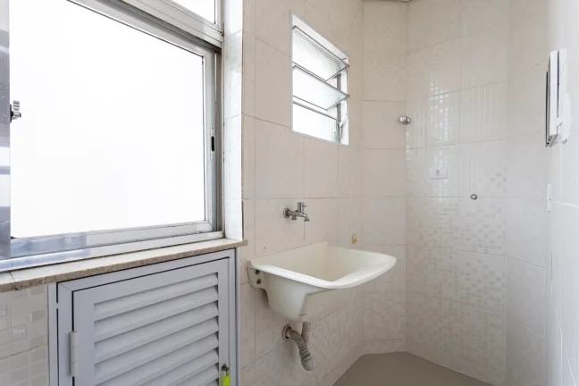 Imagem Apartamento 90M², 2Q, 1 Suíte, 2 Banheiros, 1 Vaga, Split, Salão de Festas, Área Verde.