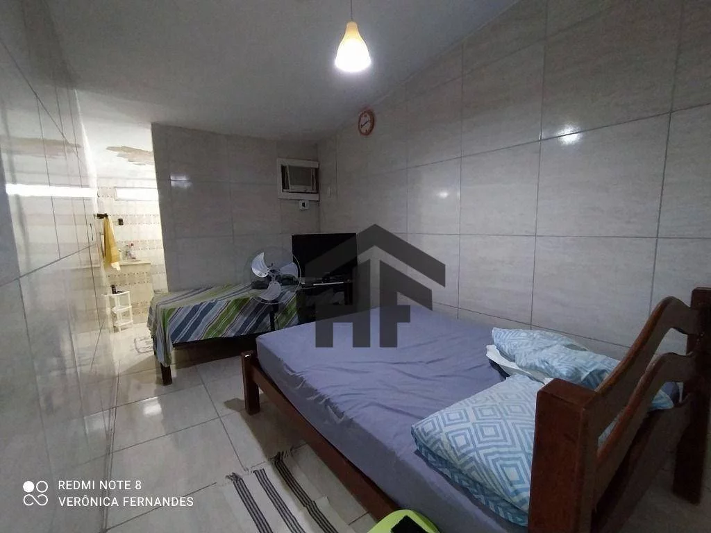 Imagem Casa com 3 Quartos à Venda, 201 m² em Torrões - Recife