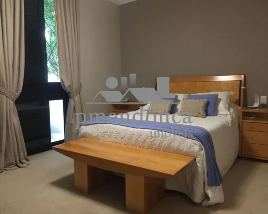 Imagem Apartamento à venda em Higienópolis com 327m², 3 suítes + escritório, 3 vagas livres.