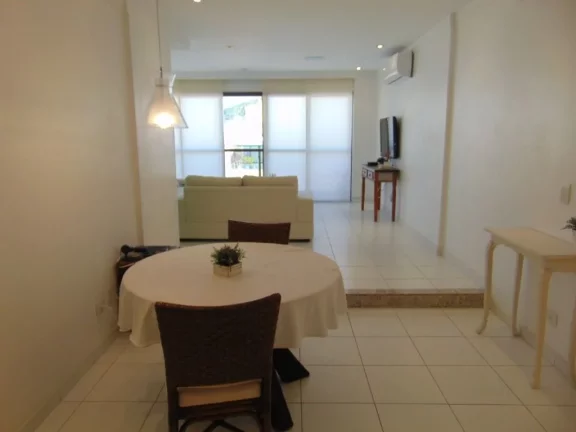 Imagem PITANGUEIRAS – NA SEGUNDA QUADRA DA PRAIA, MARAVILHOSA VISTA MAR, LOCALIZAÇÃO PRIVILEGIADA, 109 M² ÚTEIS, 02 VAGAS DE GARAGEM NO PRÉDIO, CHURRASQUEIRA
