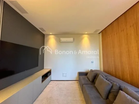 Imagem Magnífica e espaçosa casa à venda, com área construída de 360 m². A residência possui living ...