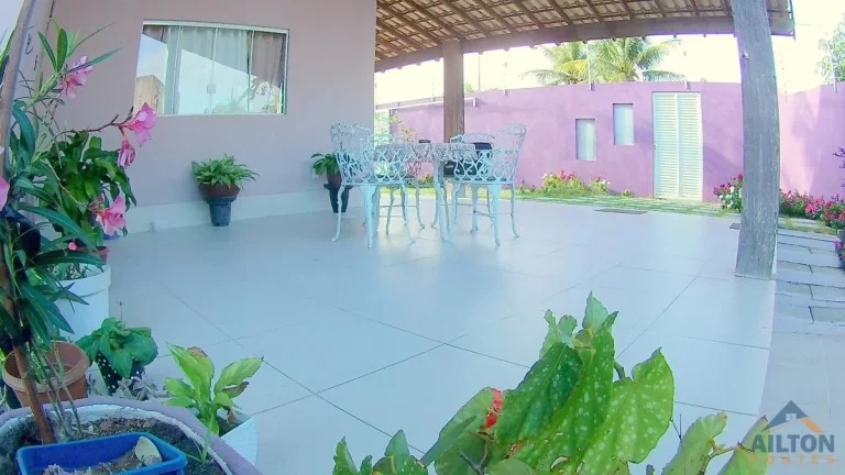 Imagem Casa Duplex com 3 Suítes à Venda em Praia de Santa Mônica - Guarapari/ES