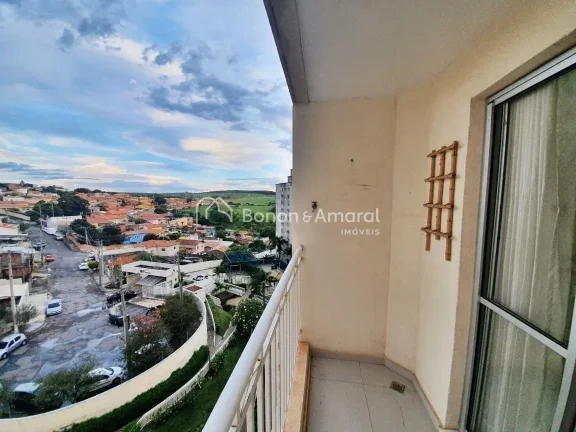 Imagem Localizado entre os Shoppings Iguatemi e Galleria, este apartamento une conforto e praticidade. A re...