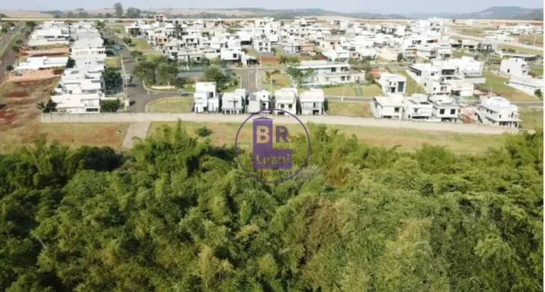 Imagem Direitos no Terreno no Condomínio Aranguá - Parque Tauá