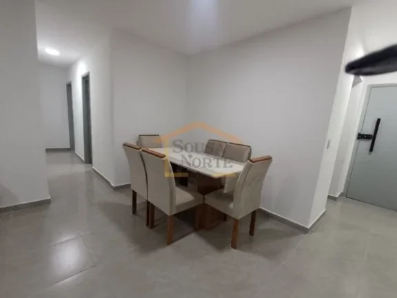 Imagem Apartamento recém-reformado com 82m², distribuído em sala ampla para 2 ambientes, 3 dormitórios,...