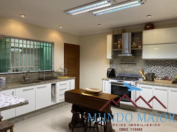 Imagem Sobrado à Venda com 3 Suítes + Área Gourmet Aceita Imóvel em Santo Andr?(C)!