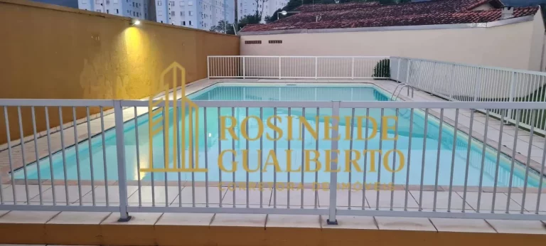 SOBRADO EM CONDOMÍNIO FECHADO À VENDA 500 METROS DA PRAIA MARTIM DE SÁ