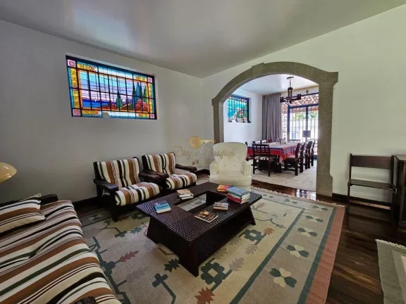 Imagem Casa para Venda em Teresópolis / RJ no bairro Comary