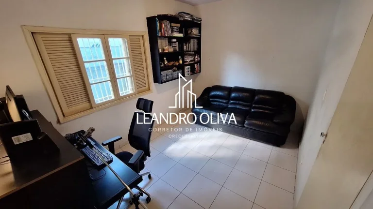 Imagem Casa Térrea com Edícula – Bosque da Saúde / Vila Gumercindo – São Paulo 4 dormitórios | 4 vagas | 173 m² de área construída | Terreno 325 m²