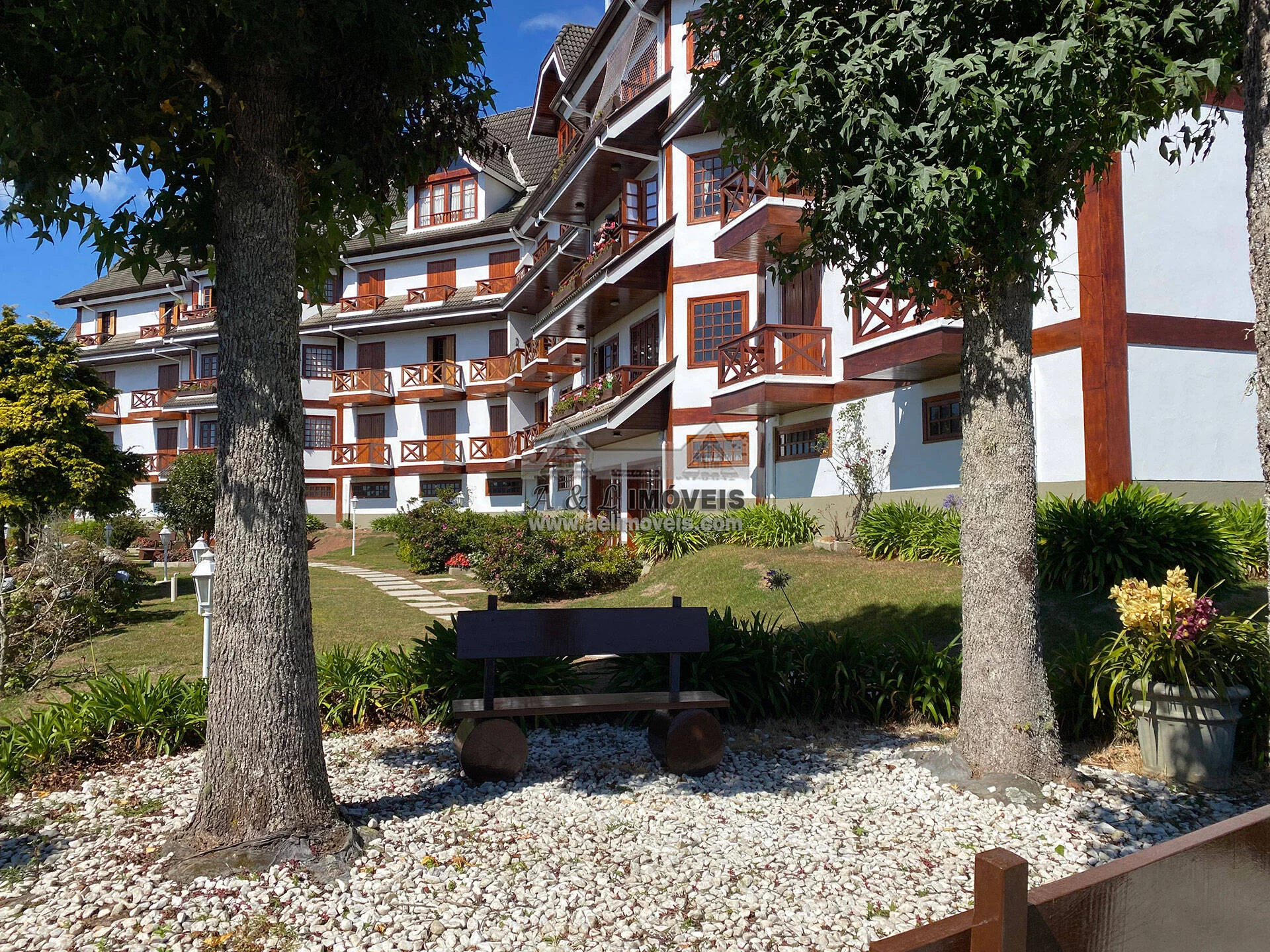 Imagem Apartamento à venda em Campos do Jordão - Com vista panorâmica