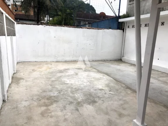 Imagem Casa Comercial para locação com 5 dormitórios e 8 vagas no bairro do Marapé em Santos/SP