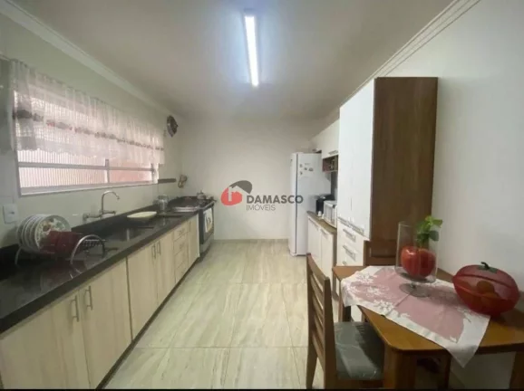 Imagem Casa à venda 3 Quartos, 1 Suite, 4 Vagas, 166M², Barcelona, São Caetano do Sul - SP