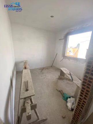 Imagem Ótimo sobrado 3 amplos quartos sendo um suíte/Closet, com 110 met