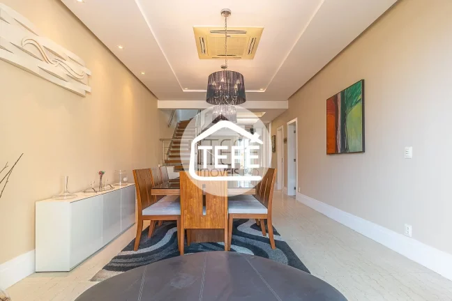 Imagem Casa com 415m² com 3 SUÍTES em Condomínio fechado no Recreio dos Bandeirantes