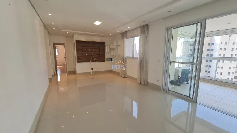 Imagem Vende lindo apartamento de 137m² com 3 suítes e 3 vagas na Vila Suzana