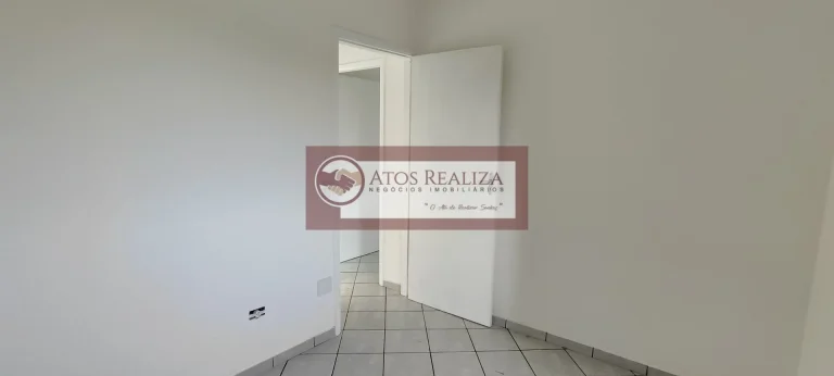 Imagem Este apartamento com sacada em Vila da Paz, São Paulo, é uma oportunidade única de morar em um imóvel completo e bem localizado. Com 56m² de área útil, ele conta com 2 dormitórios, 1 banheiro e uma vista livre de tirar o fôlego. Além disso, possui água in