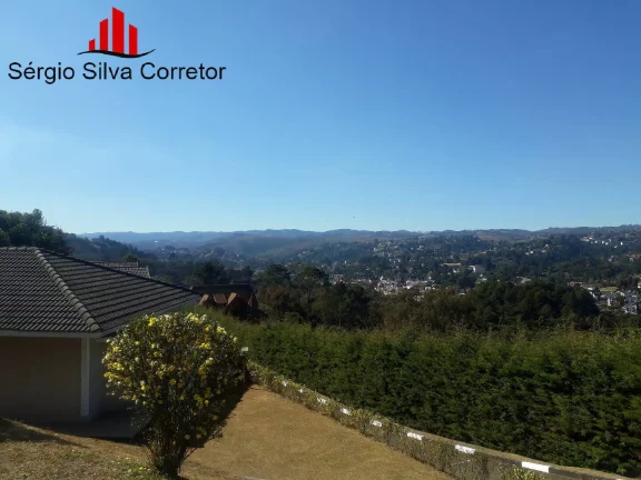 Imagem Casa Nova com 03 Suítes a Venda na Região do Atalaia, em Campos do Jordão.
