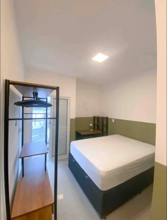 Imagem Apartamento com Piscina no Centro de Ubatuba