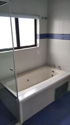 Imagem Casa no Res. Melville - 600m²