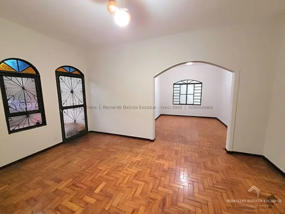 Imagem Casa térrea usada à venda ótima localização próxima ao Horto Florestal