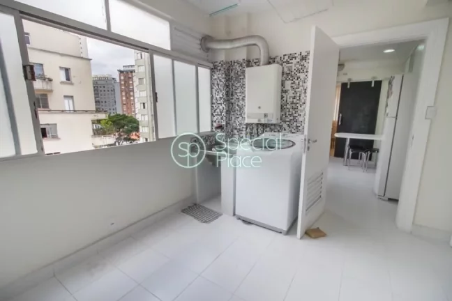 Imagem Linda reforma em apartamento na Alameda Barros. São 213m2 de área privativa, 3 dormitórios ( 1 su...