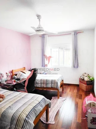 Imagem Sobrado reformadocom 3 Quartos,2 Vagas e quiosque com Churrasqueira.Bairro Jardim da Saúde