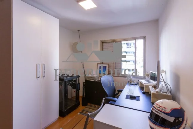 Imagem Apartamento a venda Rua Joaquim Antunes com 2 quartos e 1 vaga, 70m²