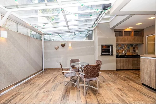 Imagem Casa para Venda em Curitiba, Bom Retiro, 3 dormitórios, 3 suítes, 8 banheiros, 2 vagas