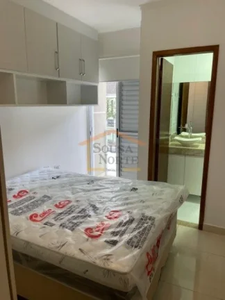 Imagem Sobrado em condomínio fechado, 2 dormitórios, sendo 2 suítes, com armários, camas e colchões, e...