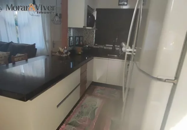 Imagem Casa para Venda em São José dos Pinhais, Quississana, 3 dormitórios, 1 banheiro, 2 vagas