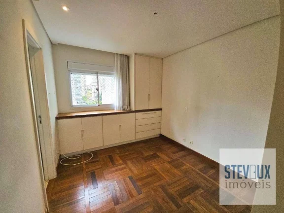 Imagem Apartamento em rua charmosa de Moema Pássaros próximo a Escola Móbile
