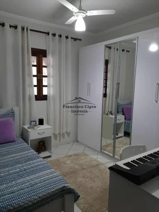 Imagem Casa à venda no bairro Carangola - Pindamonhangaba/SP