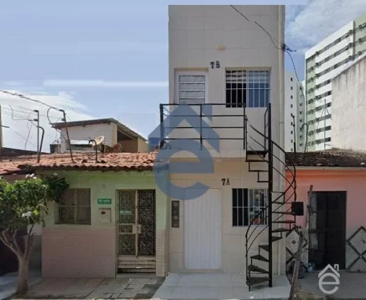 Imagem Casa no Poço, próximo a Praça da Maravilha, com Térreo e Primeiro Piso independe