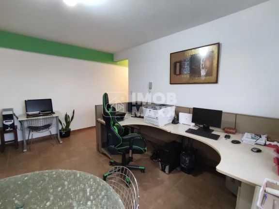 Imagem Sala comercial à venda em Taguatinga Norte, 33m², 1 banheiro, excelente localização. Oportunidade!
