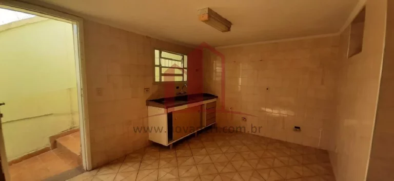 Imagem Casa Comercial com 6 Salas no Centro de Franco da Rocha-SP: Venda ou Locação com 3 Vagas de Garagem!