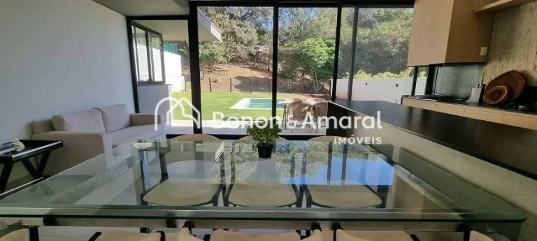 Imagem Belíssima Casa de Condomínio à Venda em Sousas - Campinas.

Casa nova recém construída, terreno...