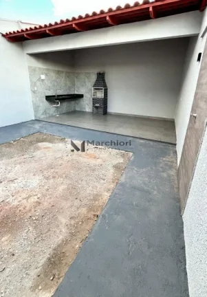 Imagem Casa para Venda em Trindade, Setor Cristina II, 2 dormitórios, 1 suíte, 2 banheiros, 2 vagas