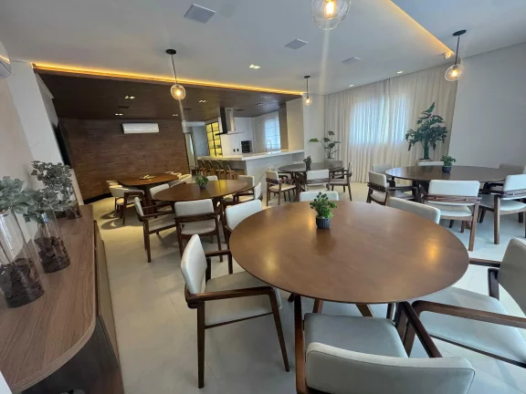 Imagem Apartamento com 2 dormitórios sendo 1 suíte e 1 vaga de garagem na Praia Brava de Itajaí/SC