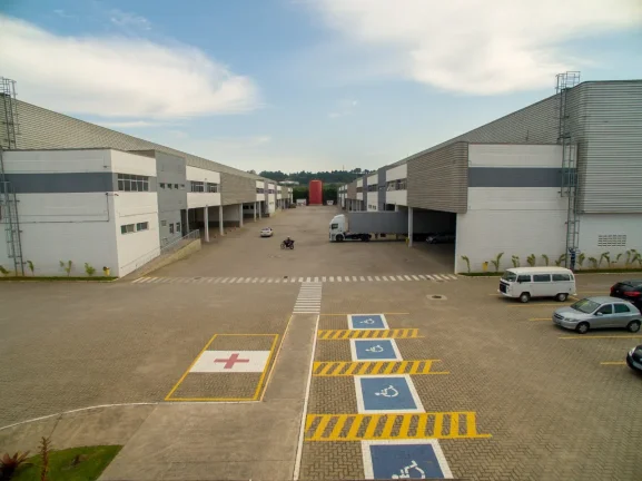 Imagem Galpão Industrial em Condomínio para Locação em Jundiaí-SP, Bairro Ponte de São João: 10 Vagas de Garagem, 4.303,00 m² de Área