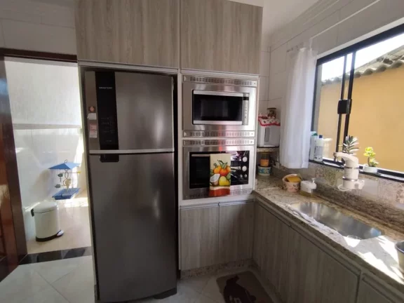 Imagem Sobrado com 3 dormitórios à venda, 164 m² por R$ 640.000,00 - Jardim Cacique - Suzano/SP