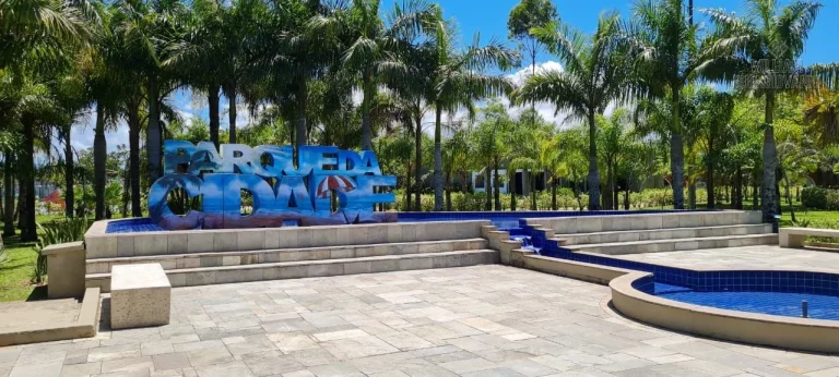 Imagem Casa térrea 3 dormitórios no bairro Tude Bastos