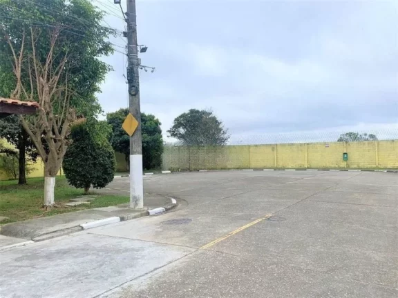 Imagem Sobrado com 2 dormitórios à venda, 42 m² por R$ 430.000,00 - Jardim São Luís - Suzano/SP