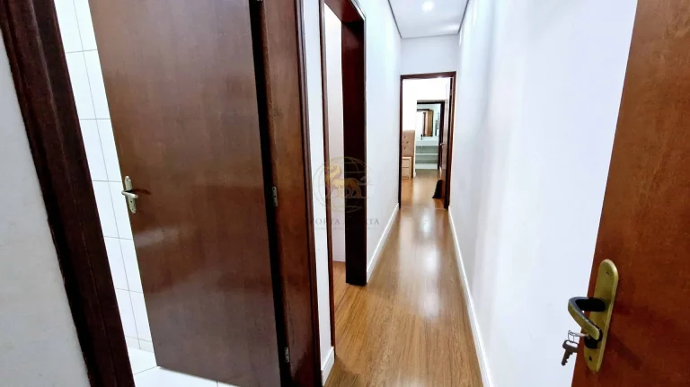 Imagem Casa à Venda em Itapetininga – 285 m², 4 Dormitórios, 1 Suíte, Piscina e Pomar em Terreno de 1.000 m²