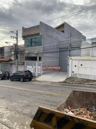 Imagem Sobrado à venda, 325 m² por R$ 695.000,00 - Jardim Adriana - Guarulhos/SP